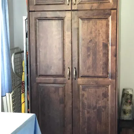 ένα όμορφο σπίτι μπροστά στην παραλία Feriehus Agios Stefanos (Kythnos)